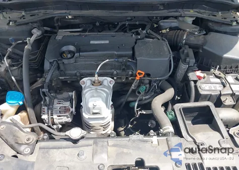 2017 Honda Accord Sport Se z USA, uszkodzony, nr VIN 1HGCR2F13HA281605